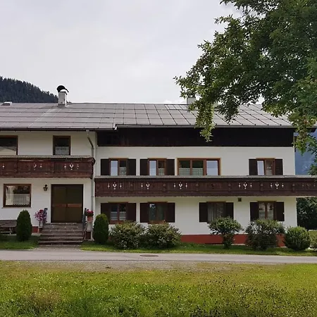 Haus Christof דירה